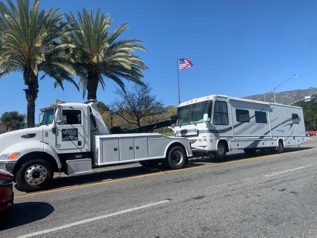 OnSite Towing & Recovery Inc, East Los Angeles, California