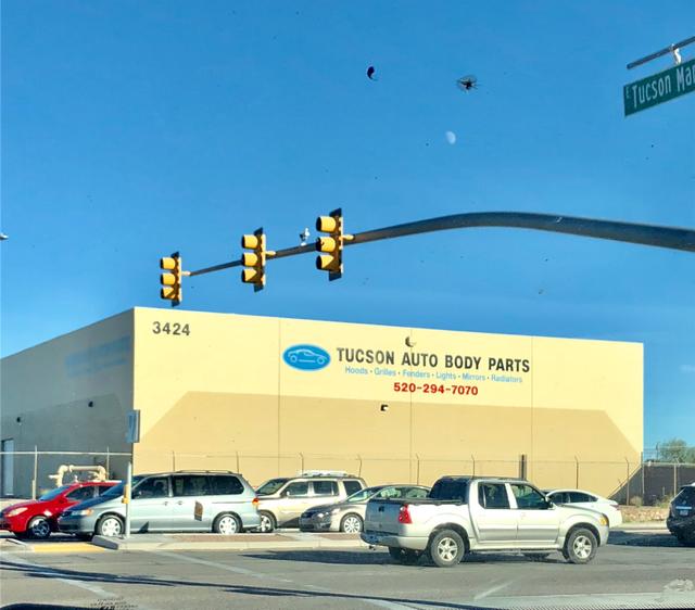 Tucson Auto Body Parts, Corona de Tucson, Arizona