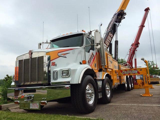 Floyd's Towing, Racine, Wisconsin