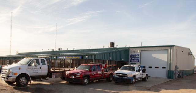 Bud's Service Center and 24 Hour Towing, Fargo, North Dakota