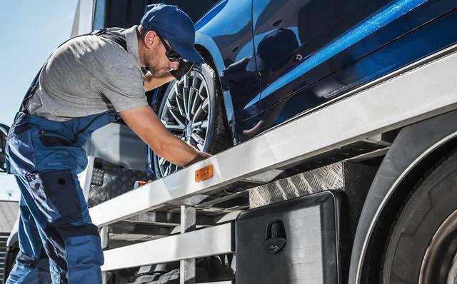 1-800-AUTO-TOW