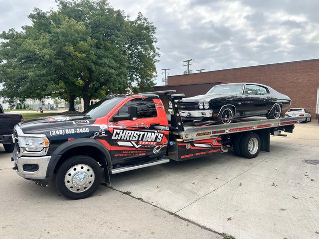 Christian's Towing & Recovery