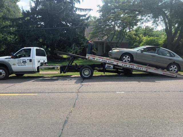 Coyote Towing LLC