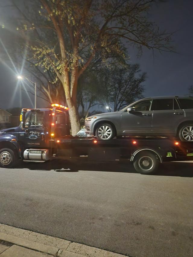TNT Towing & Recovery Inc, Maywood, Illinois