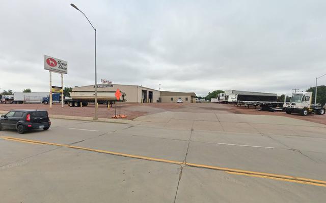 Jim Hawk Truck-Trailers Inc