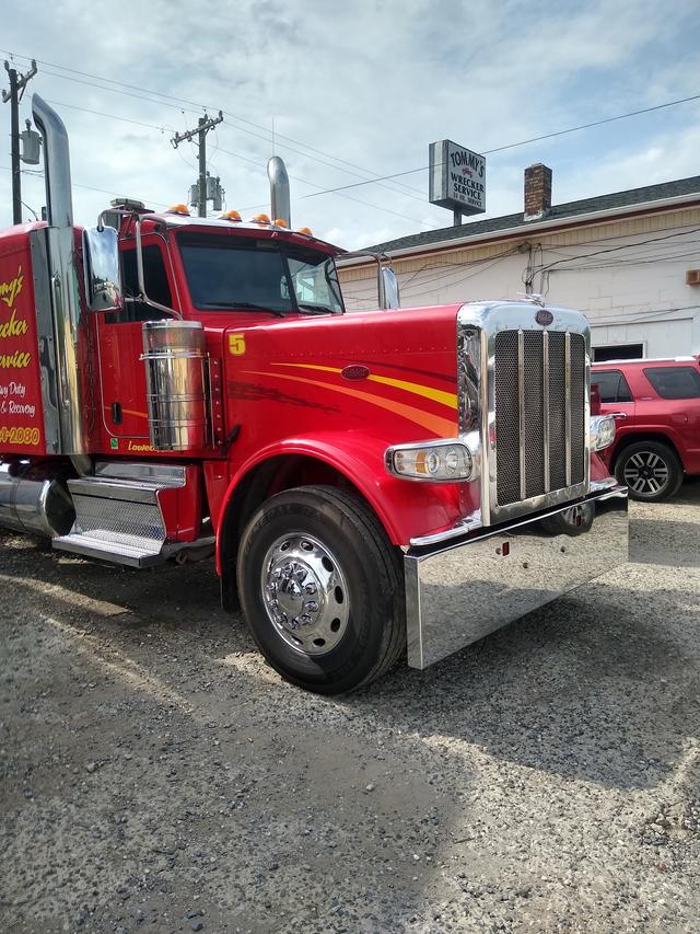 Tommy's Wrecker Service, Gastonia, North Carolina