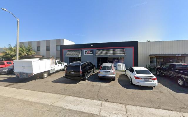 Junior Auto Parts, Santa Ana, California