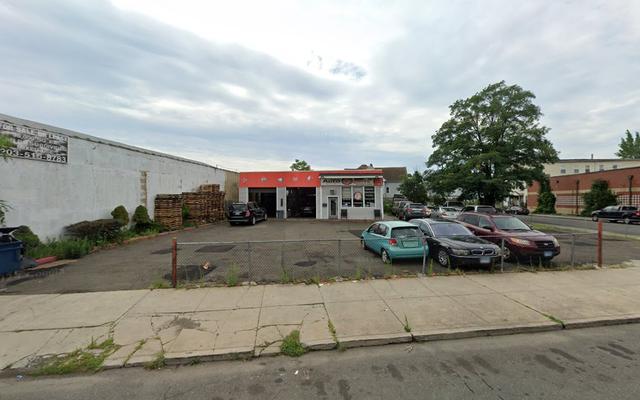 Auto Experts, Bridgeport, Connecticut