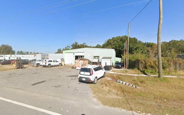Hooked Up Towing And Transport Llc, Pensacola, Florida