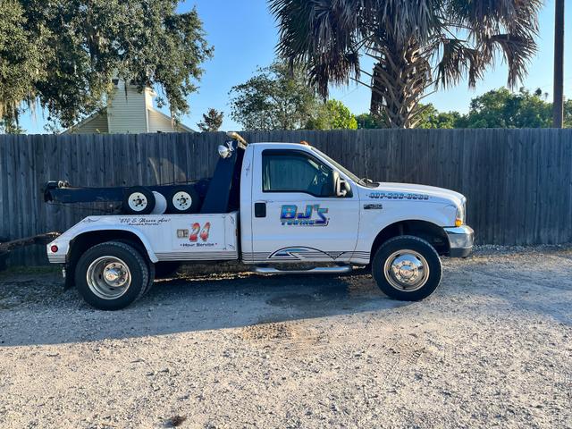 B J's Towing Service, Apopka, Florida