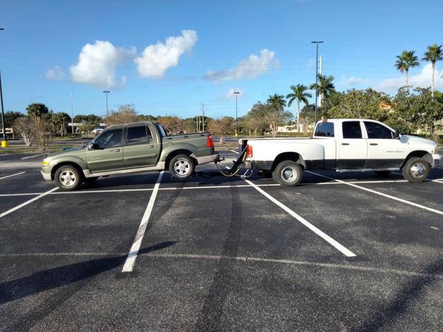 Hooked 4 Life Towing and Recovery
