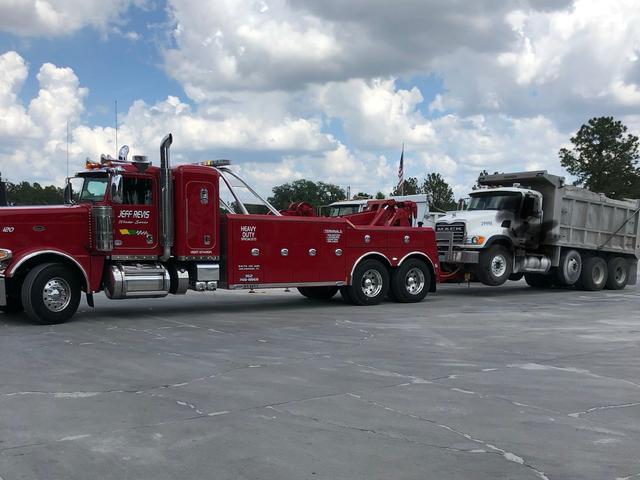 Jeff Revis Wrecker Service