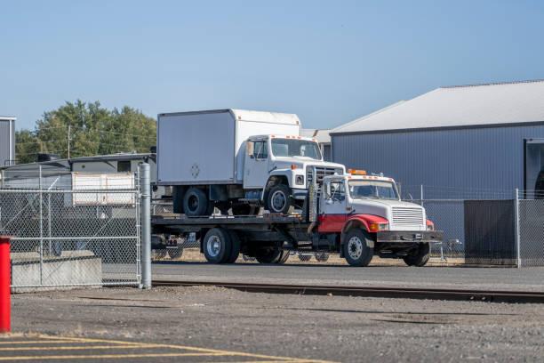 Speedy Towing Experts, Decatur, Illinois