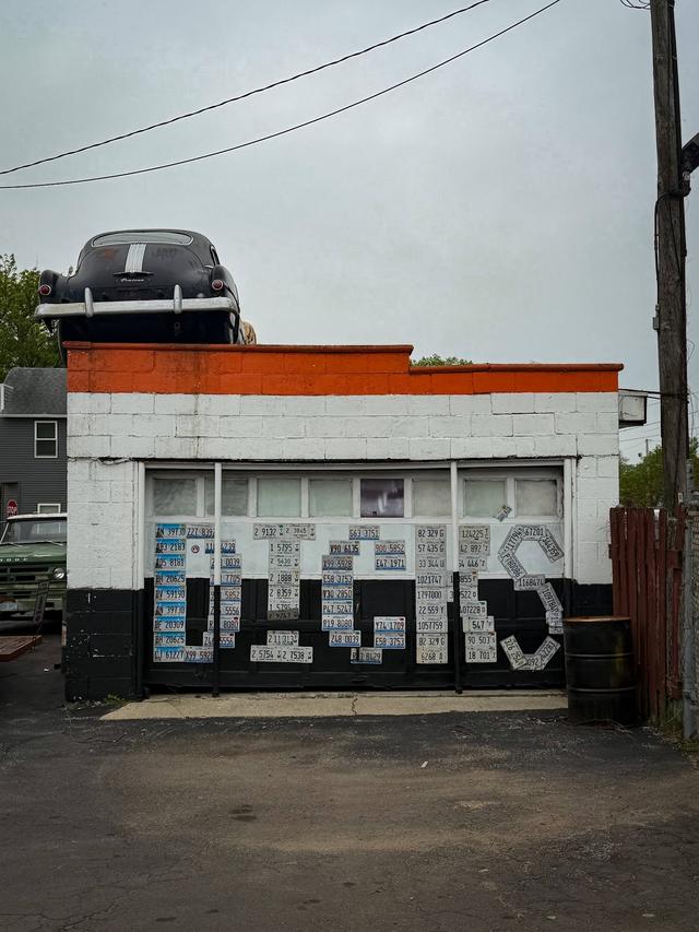 Dick's Towing Service Inc., Joliet, Illinois