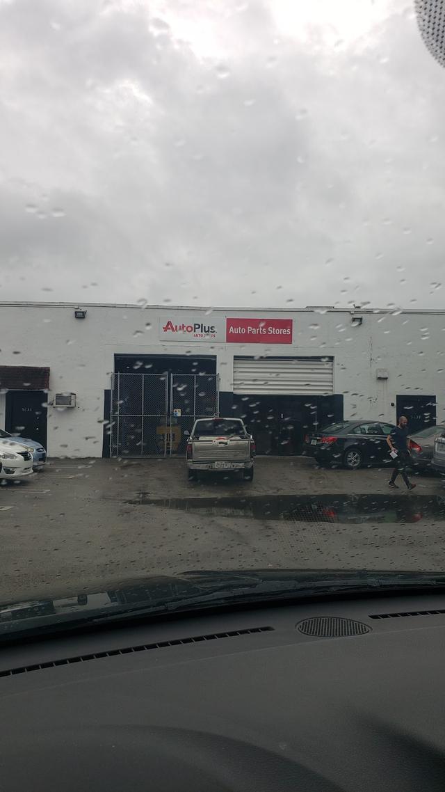 Hollywood Auto Value, Hollywood, Florida