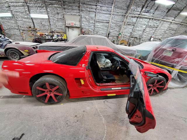 R&M AutoBody
