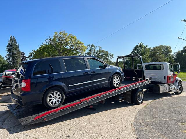 On the hook towing & recovery, Romulus, Michigan