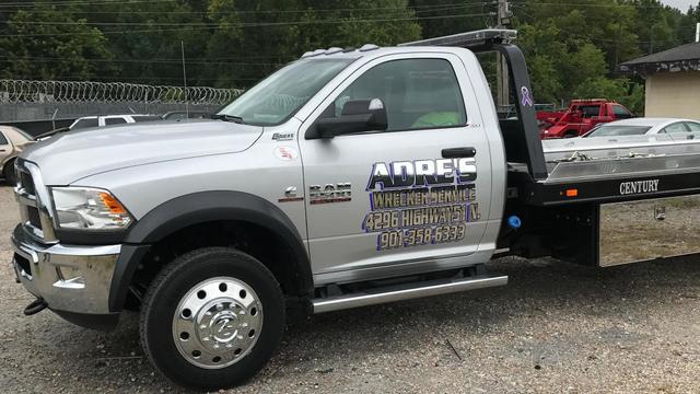 Adre's Wrecker Service, Memphis, Tennessee