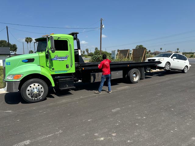 Olivares towing and recovery, Edinburg, Texas