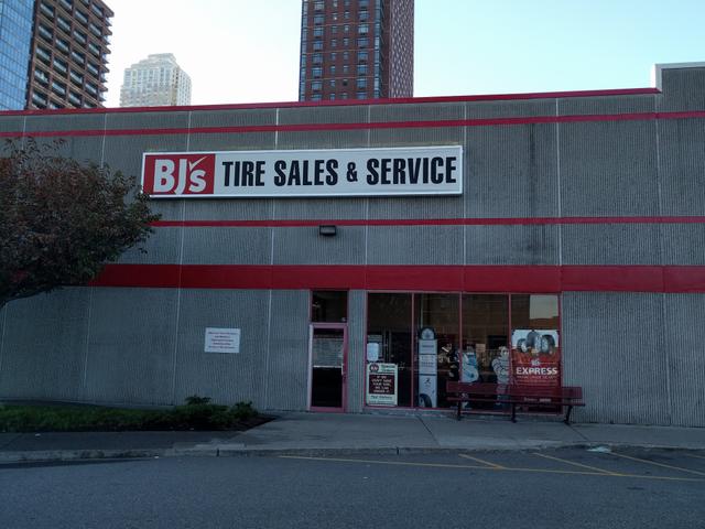 BJ's Tire Center, Jersey City, New Jersey