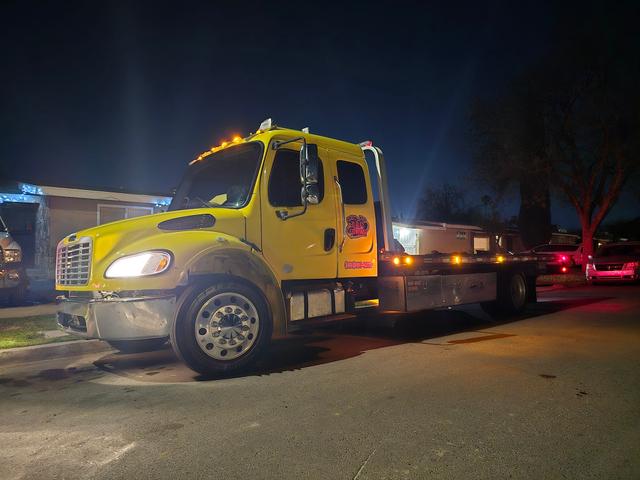 D&G Towing, Fresno, California