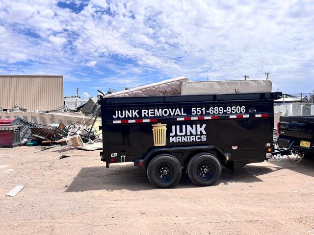Junk Maniacs