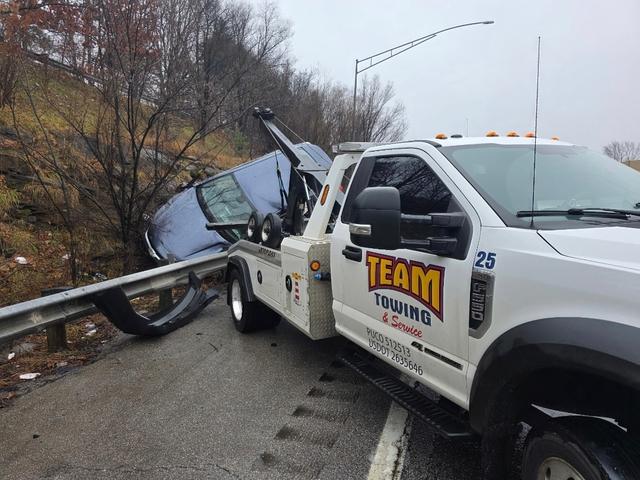 Team towing, Akron, Ohio