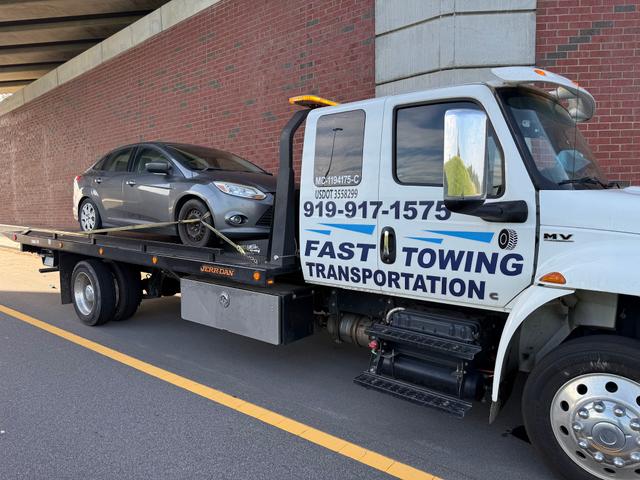 Fast Towing & Transportation, LLC