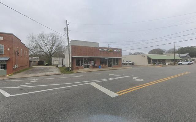 Hughes Auto Parts, Notasulga, Alabama