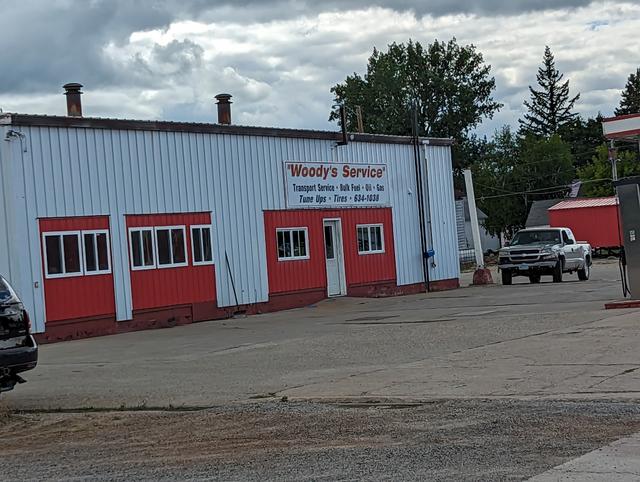 Woody's Service