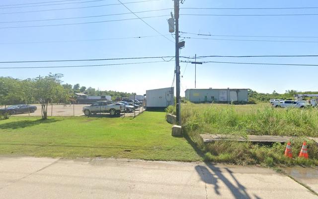 Colt Scrap Tire Center, New Orleans Station, Louisiana