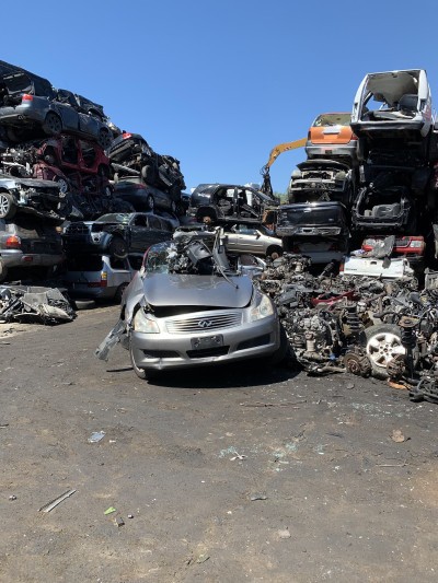 DAVES AUTO AND TOWING