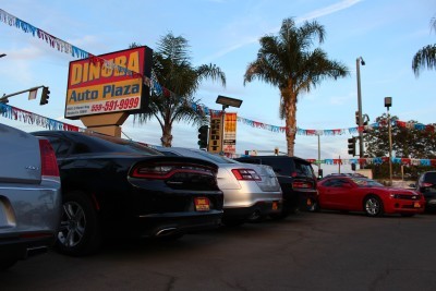 DINUBA AUTO PLAZA