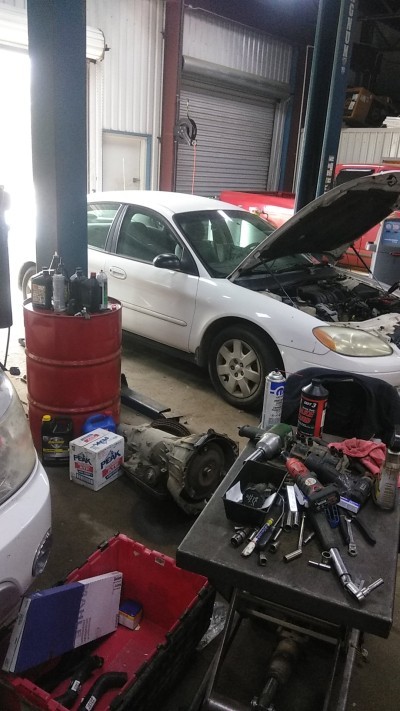 Lloyd's Auto Parts