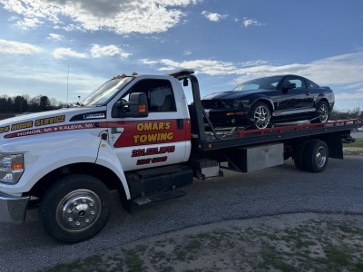 Omar's Towing