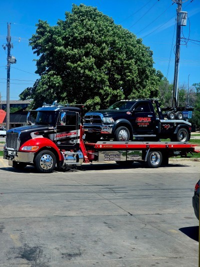 Gomez Towing & Recovery