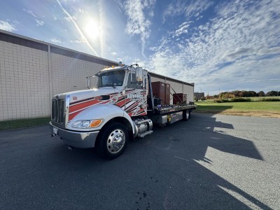 Advance Towing LLC