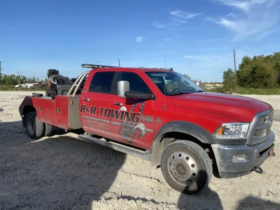 R & R Towing LLC