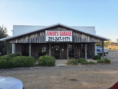 Junior's Garage