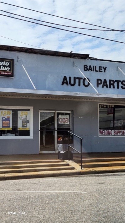 Bailey's Auto Parts