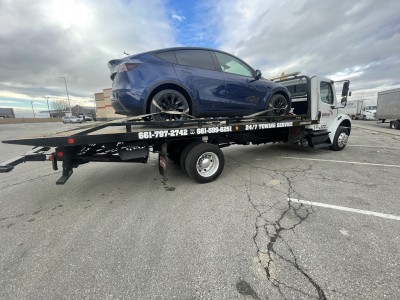 24/7 Tow Service