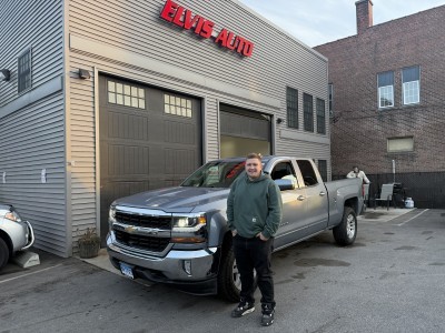 Elvis Auto
