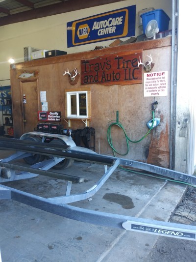 Trav's Tire & Auto LLC