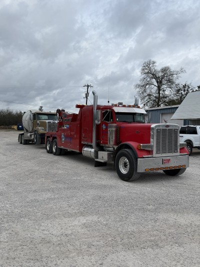 Decker Towing, LLC