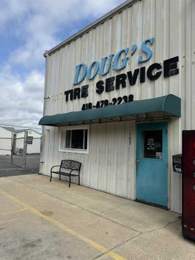 Doug's Tire Service
