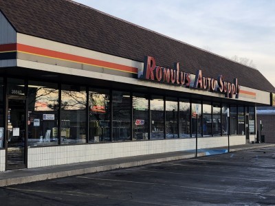 Auto Value Romulus