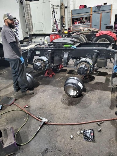 B2R Auto & Truck Group