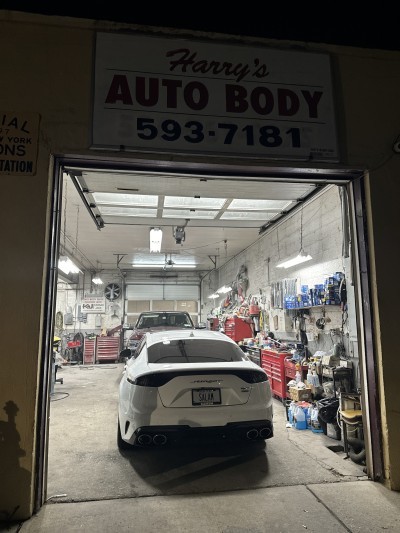Harry’s Auto Body