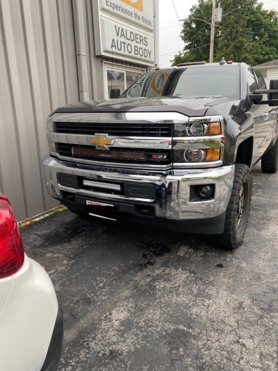 Valders Auto Body LLC
