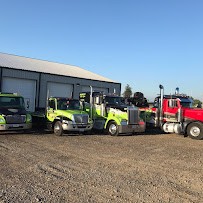 Mac and Bob Wrecker & Repair(Minich Truck Repair)